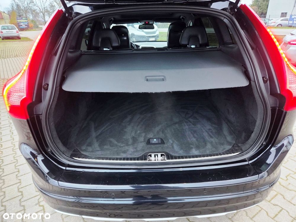 Volvo XC 60 D4 Geartronic Momentum - 10