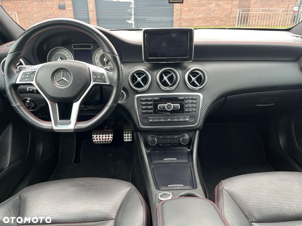 Mercedes-Benz Klasa A 250 (BlueEFFICIENCY) 7G-DCT AMG Sport - 29