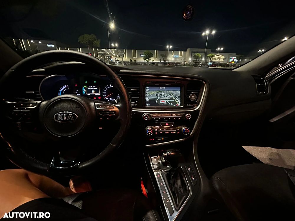 Kia Optima - 24