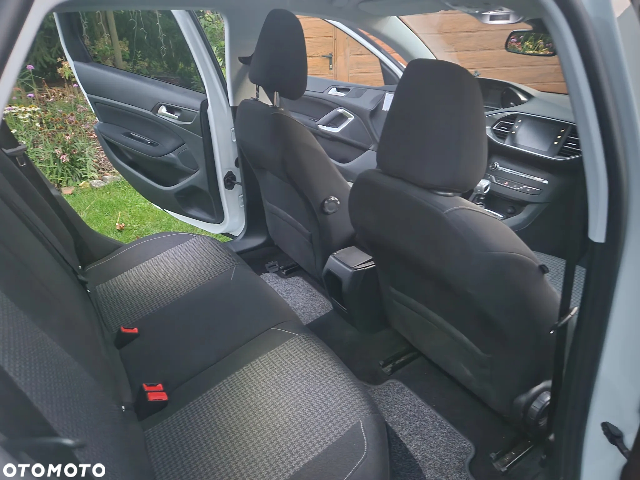 Peugeot 308 SW BlueHDi 120 Stop & Start Active - 11