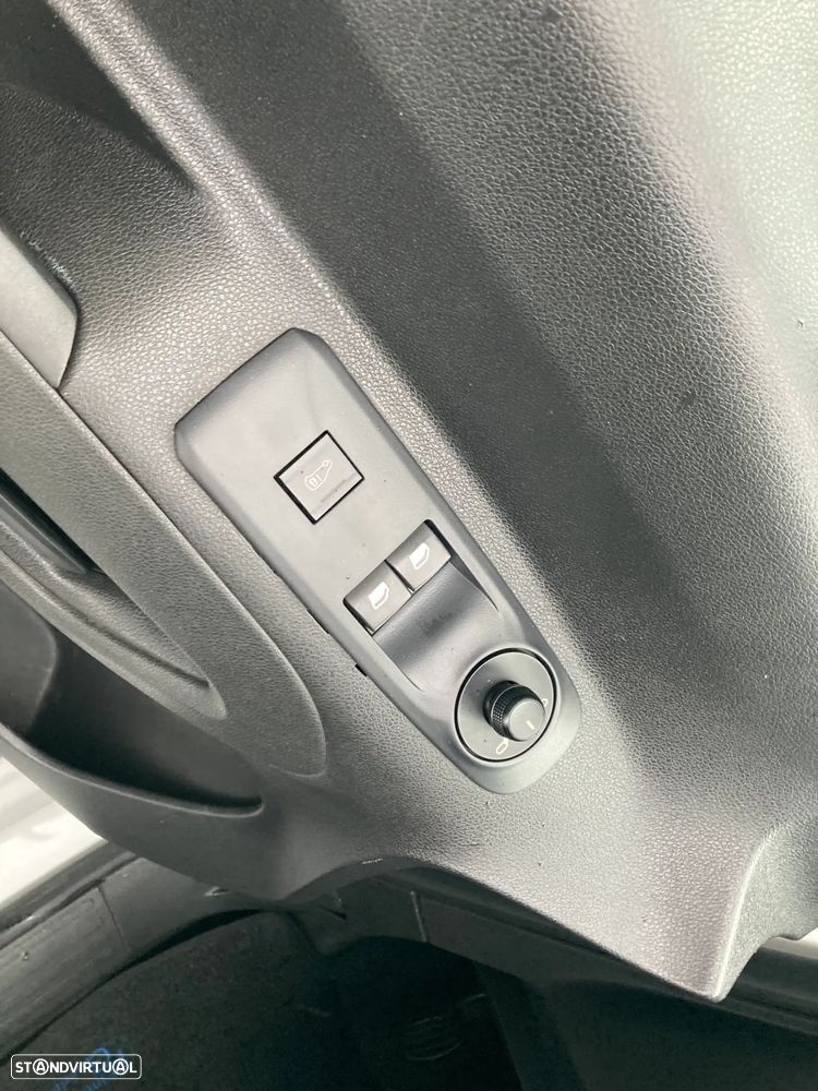 Citroën BERLINGO L1 1.5 HDI IVA DEDUTIVEL - 23