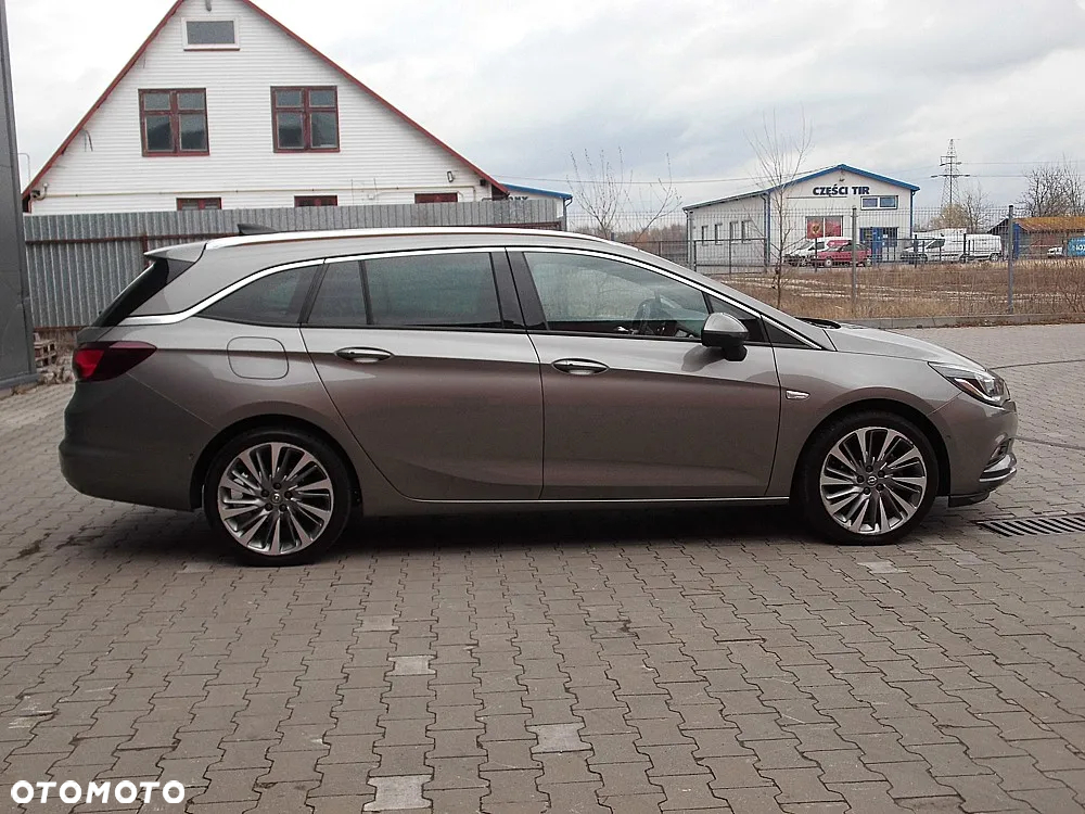 Opel Astra 1.4 Turbo Business - 18