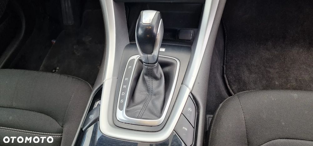 Ford Mondeo 2.0 TDCi Ambiente Plus PowerShift - 16