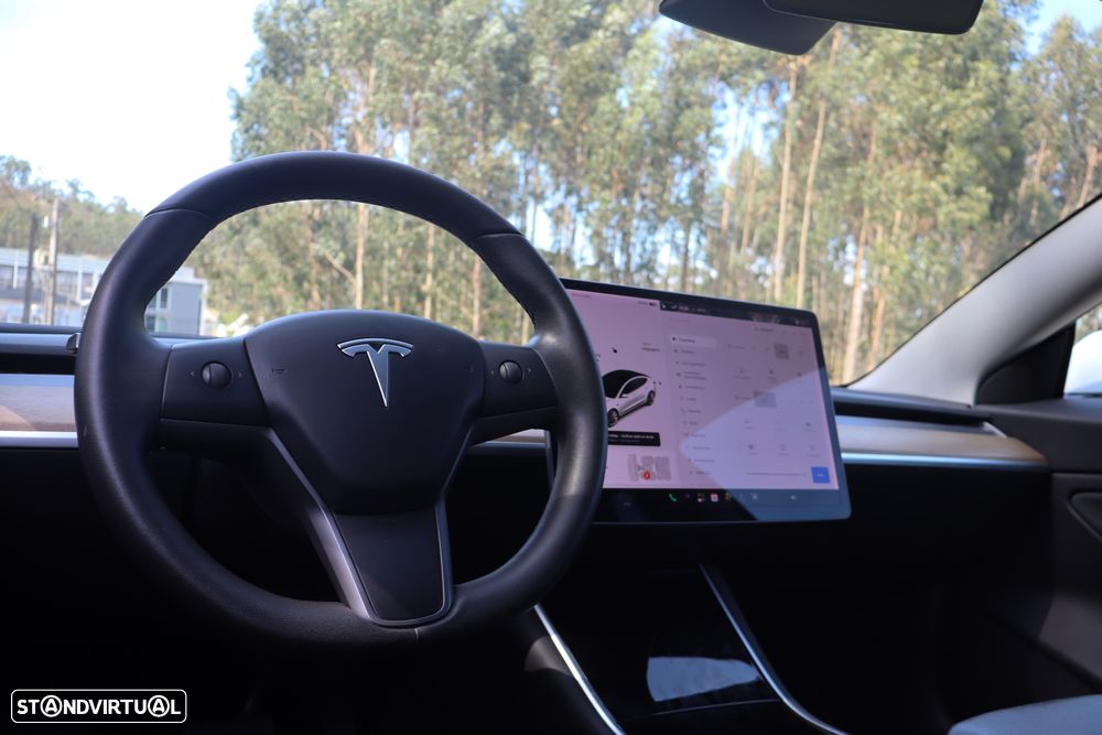 Tesla Model 3 - 22
