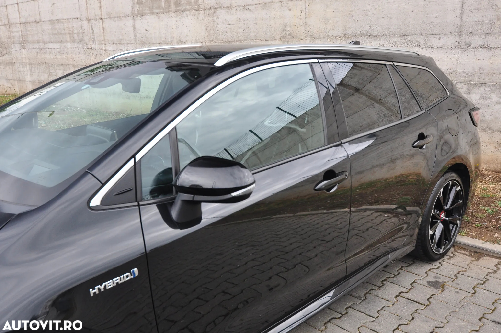 Toyota Corolla 2.0 Hybrid GR Sport - 12