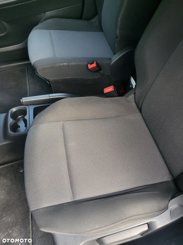 Opel COMBO - 16