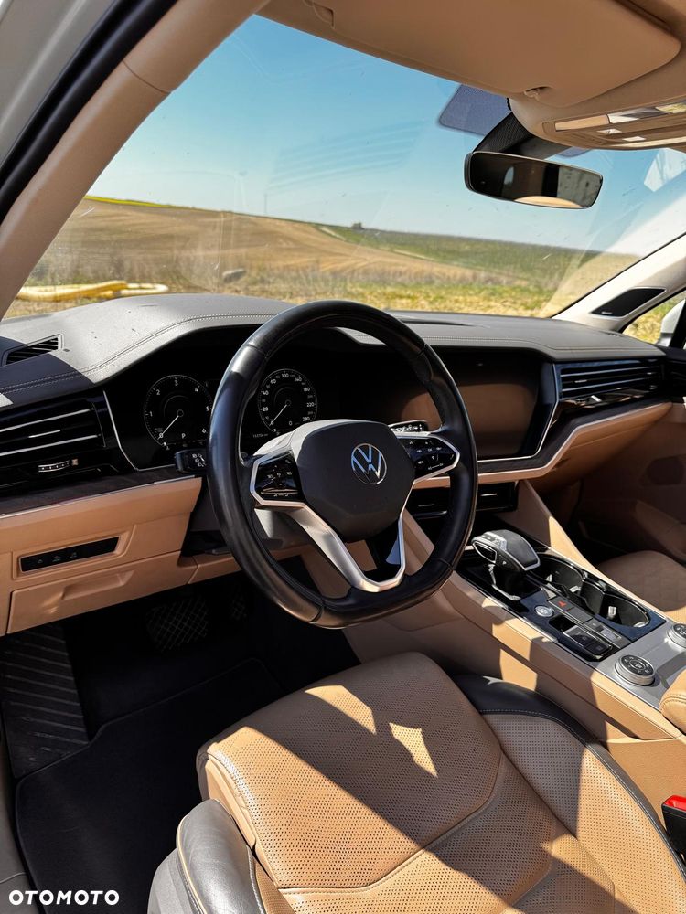 Volkswagen Touareg 3.0 V6 TDI SCR 4Mot Atmosphere - 18