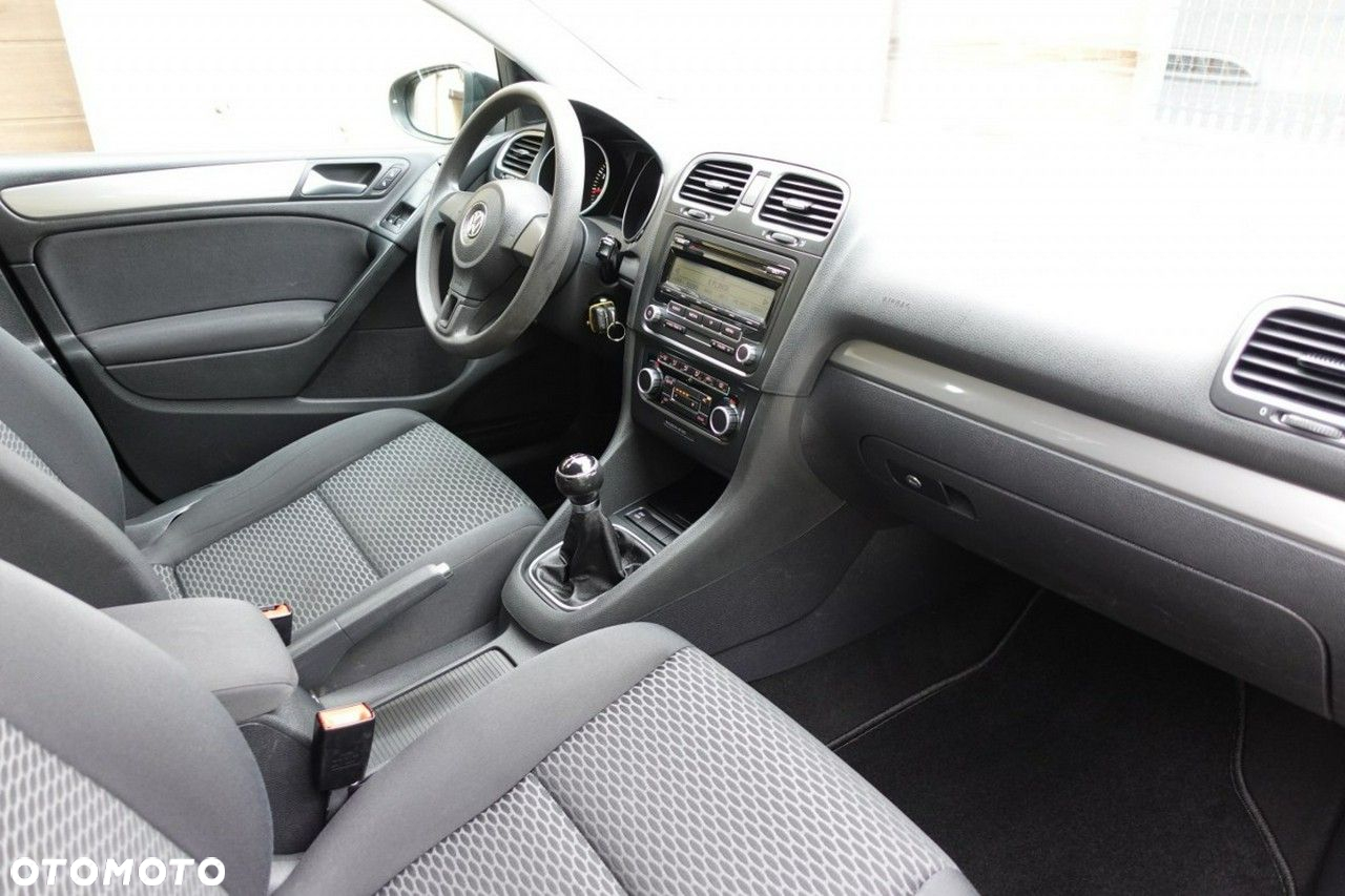 Volkswagen Golf - 12