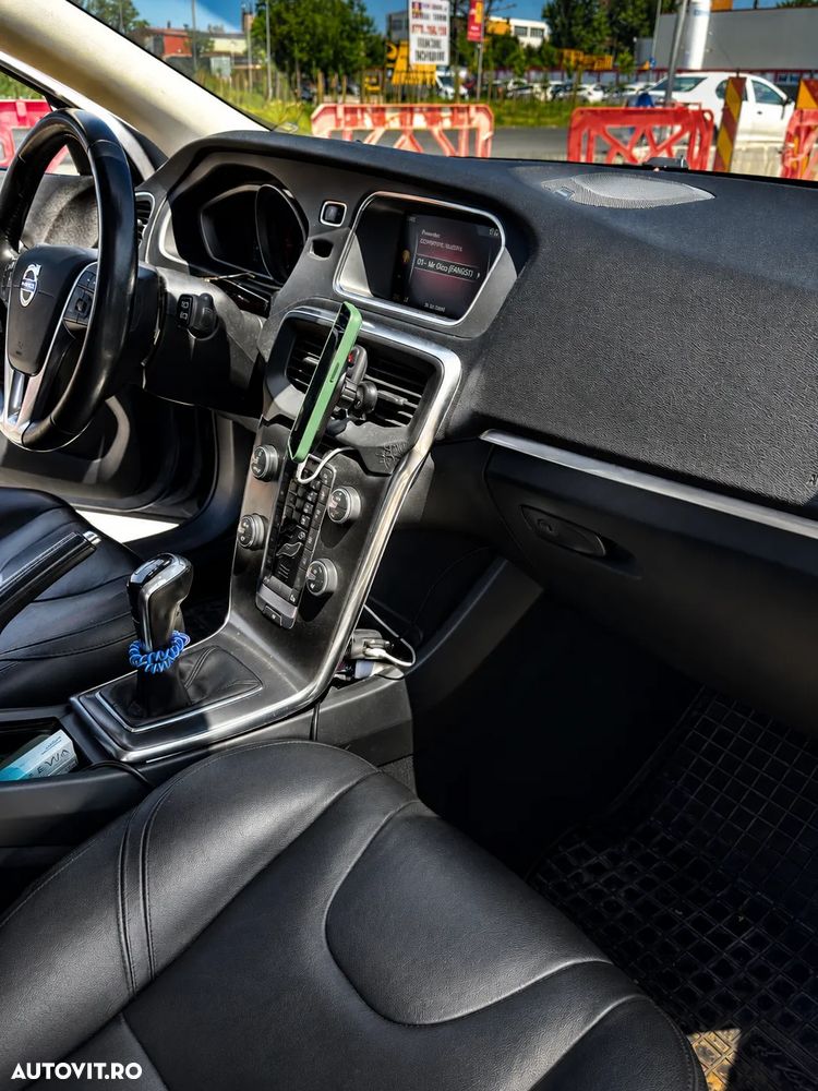 Volvo V40 - 9