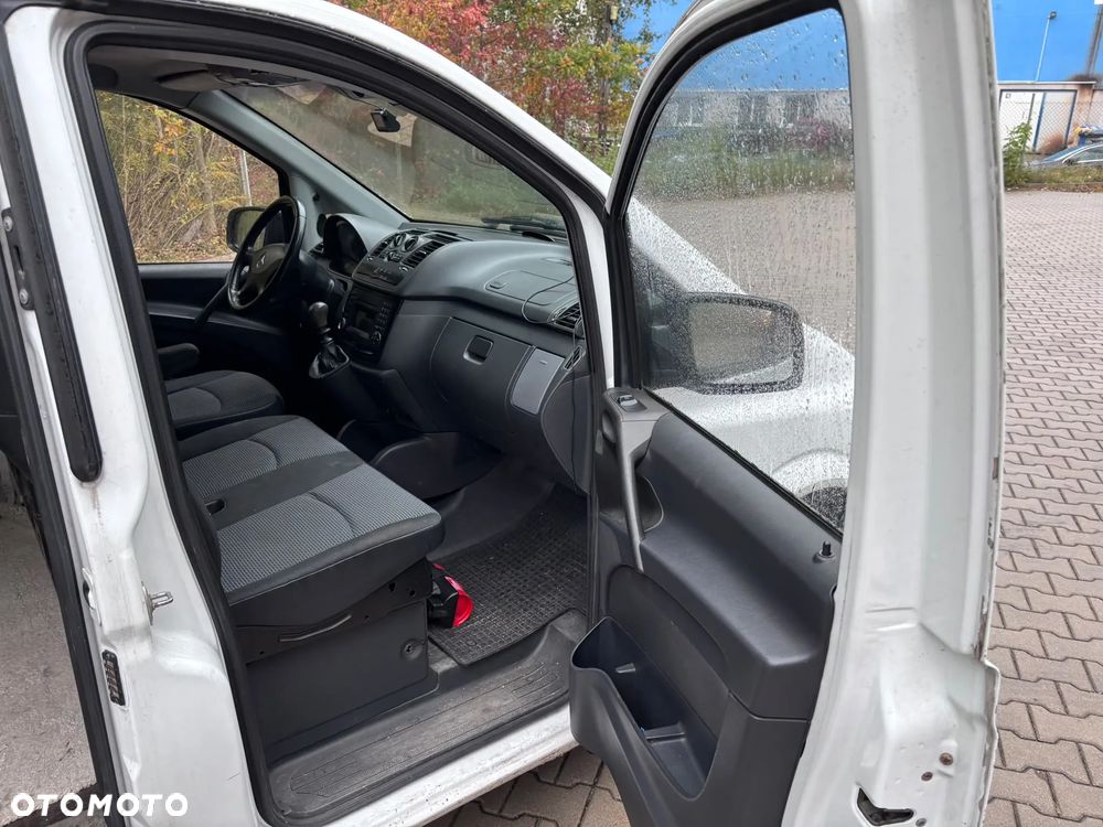 Mercedes-Benz Vito Univan 639.603 - 18