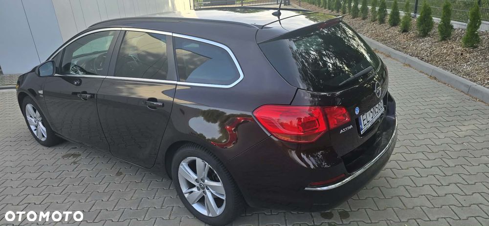 Opel Astra - 8