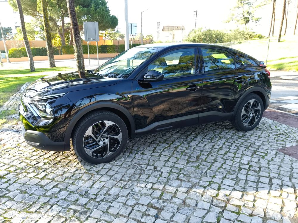 Citroën e-C4 136 YOU - 1