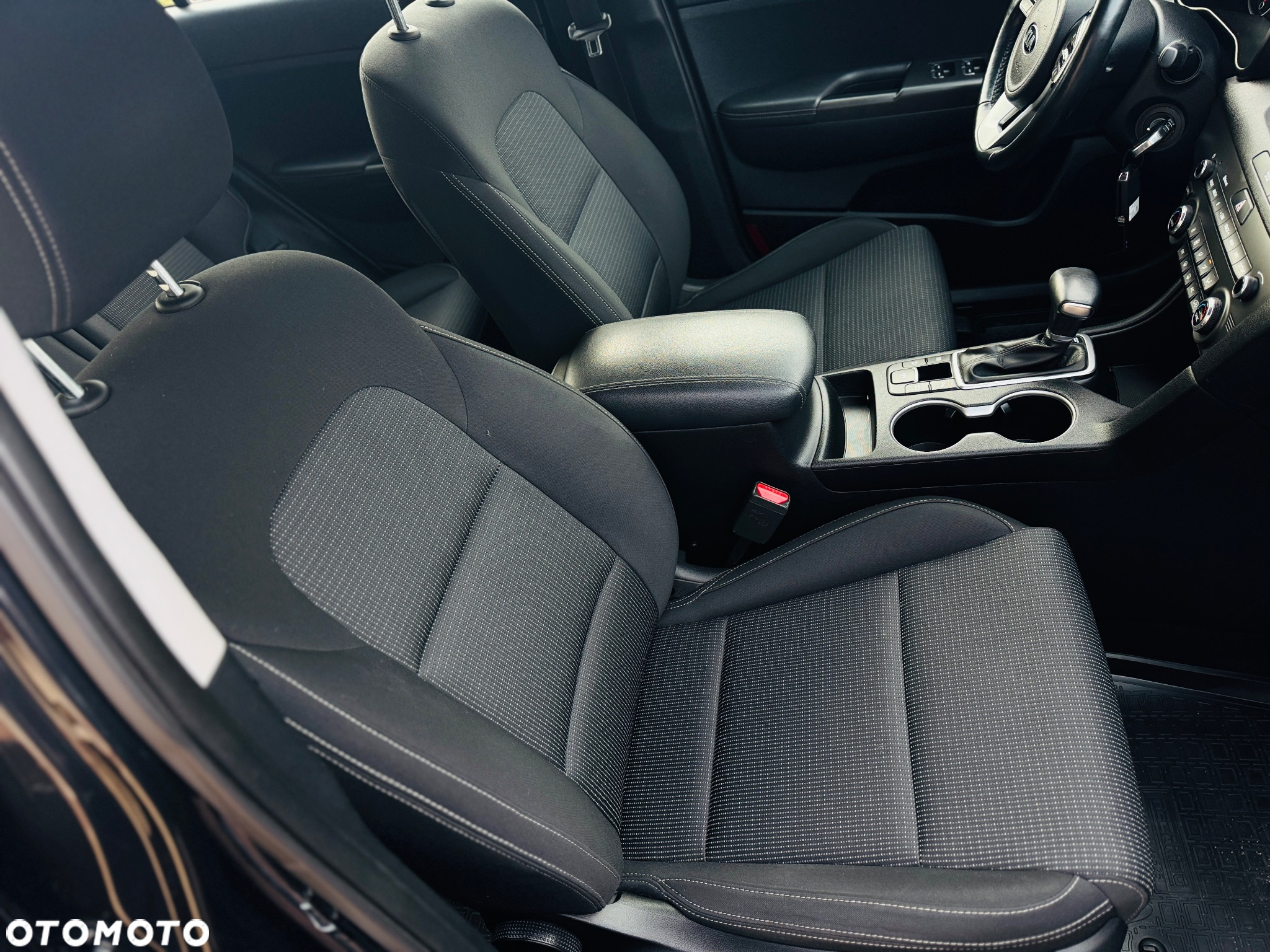 Kia Sportage 1.6 T-GDI Black Edition Plus 2WD DCT - 9