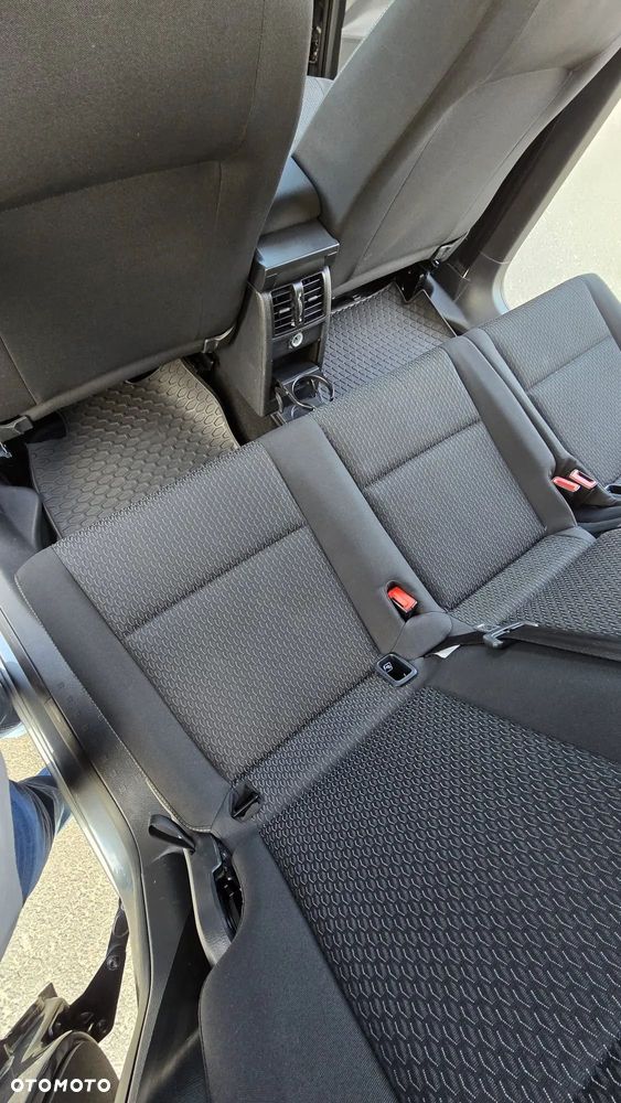 Volkswagen Caddy Maxi 2.0 TDI Comfortline - 23