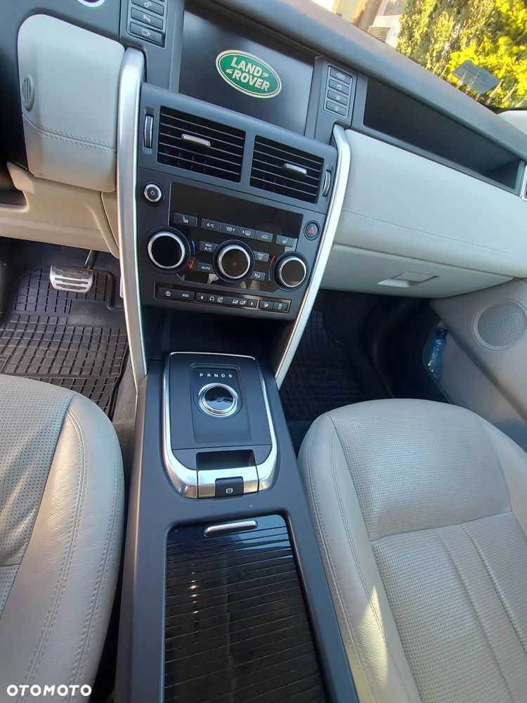 Land Rover Discovery Sport 2.0 Si4 HSE - 12