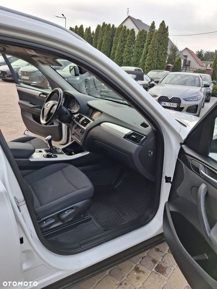 BMW X3 xDrive20d - 17