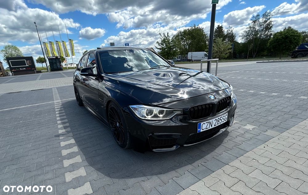 BMW Seria 3 335i xDrive Edition Sport - 2