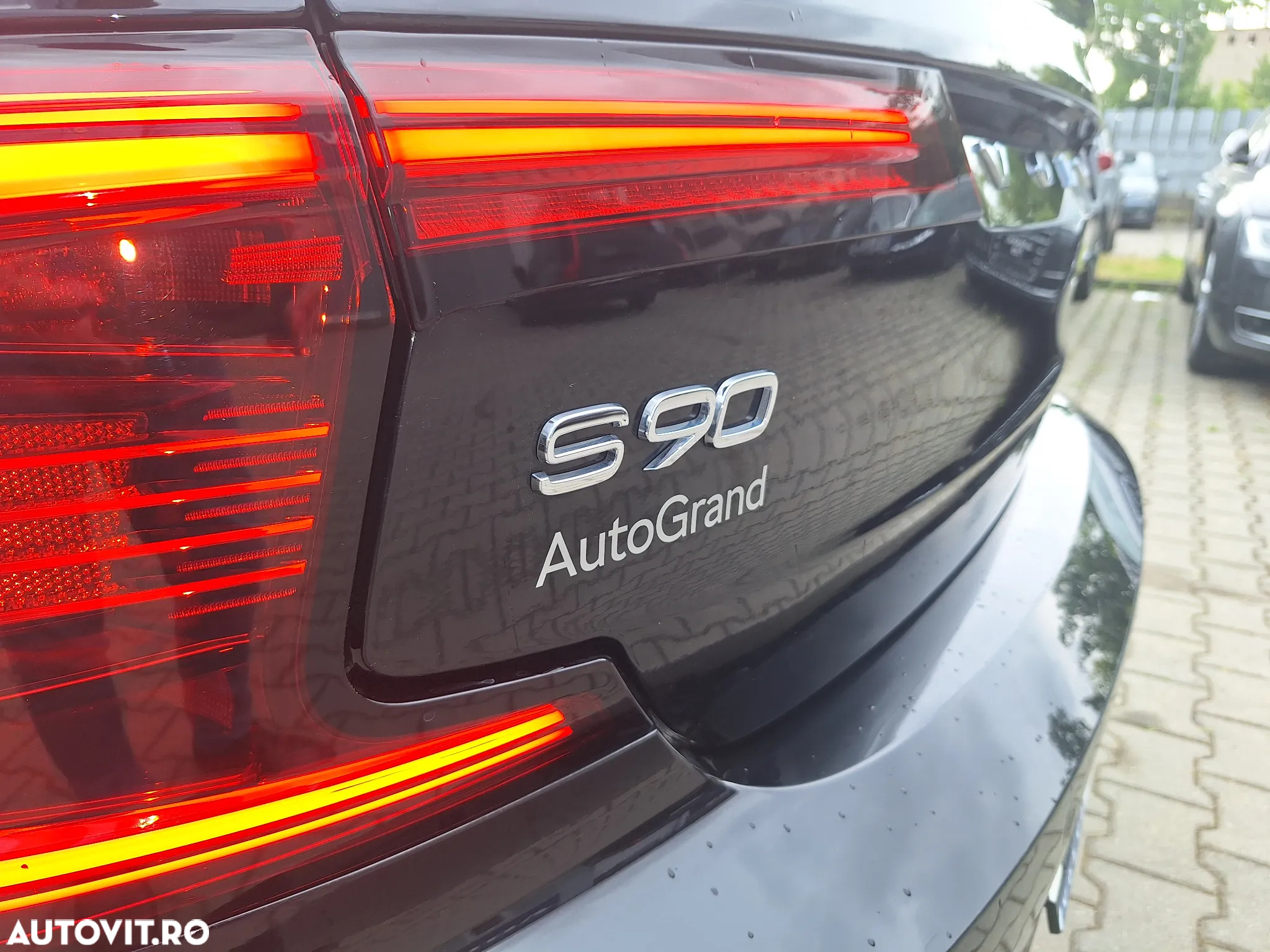 Volvo S90 B5 D AWD Geartronic RDesign - 32