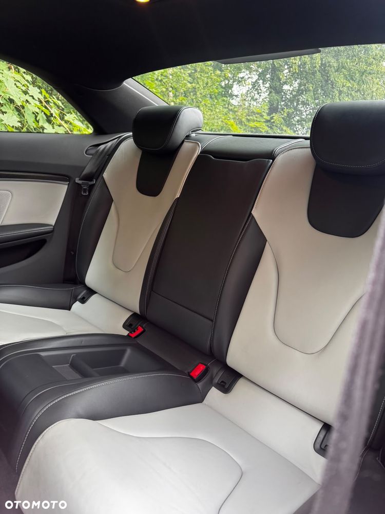 Audi S5 Coupé - 16