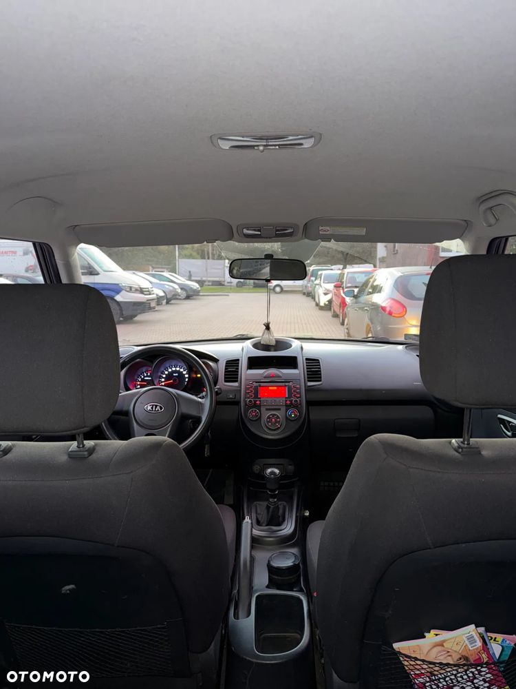 Kia Soul 1.6 CRDi M - 21