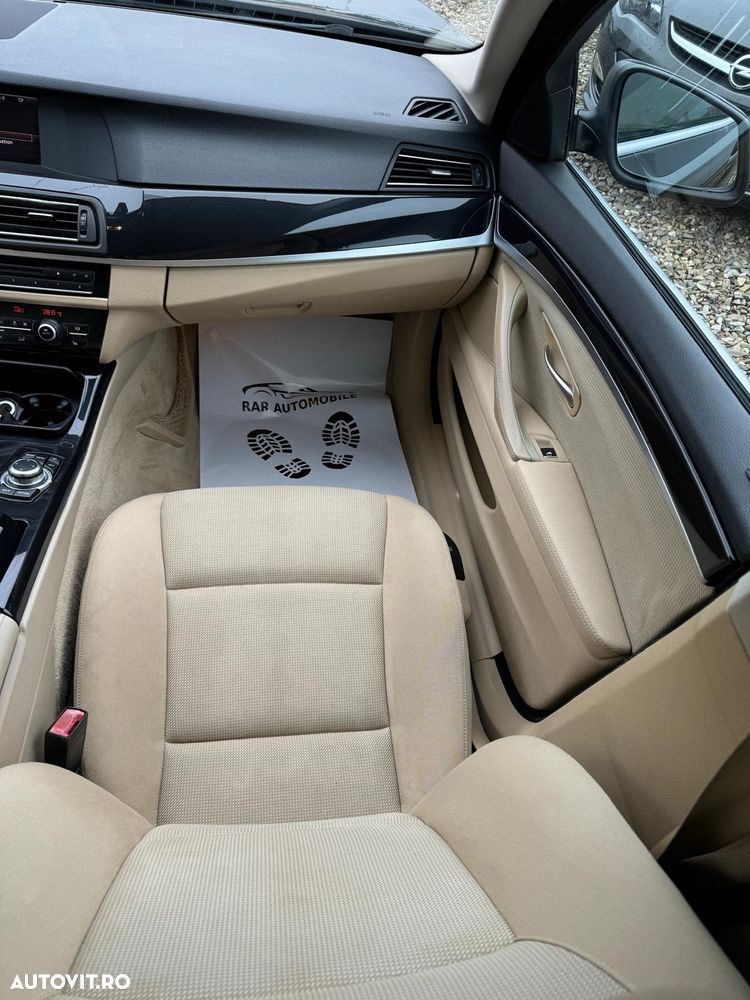 BMW Seria 5 525d xDrive - 8