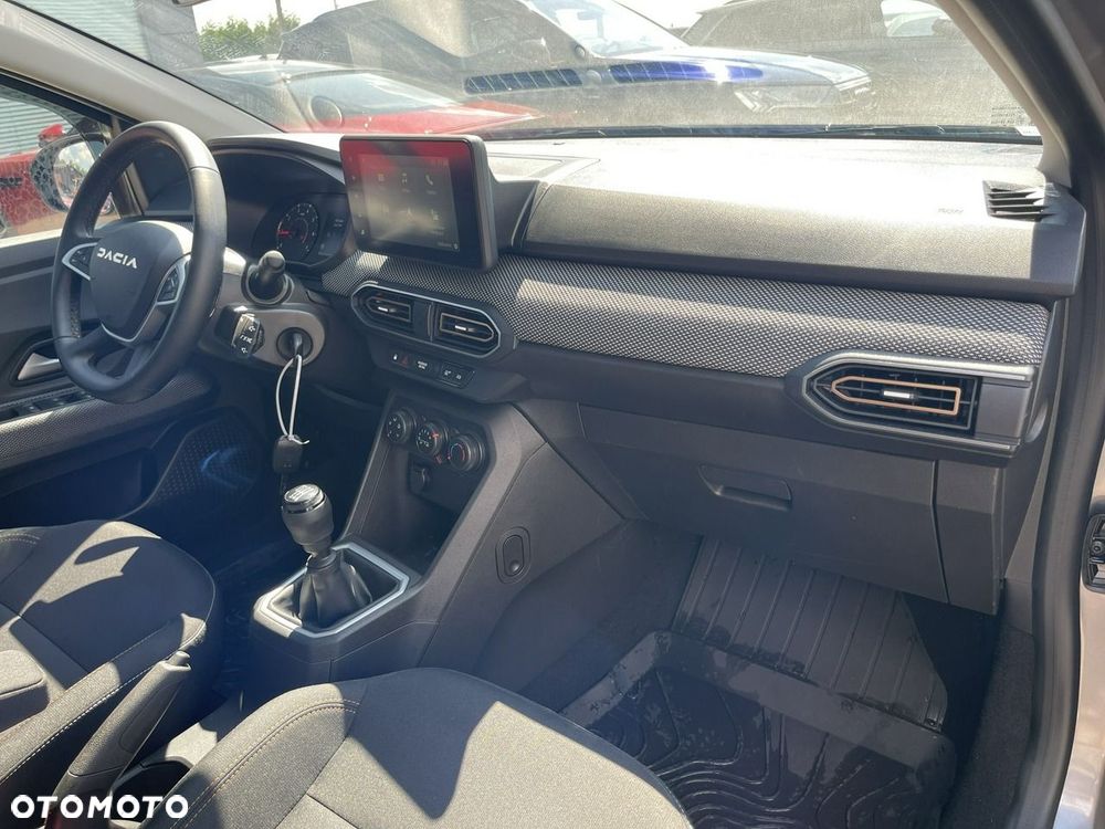 Dacia Sandero TCe 90 Journey - 9