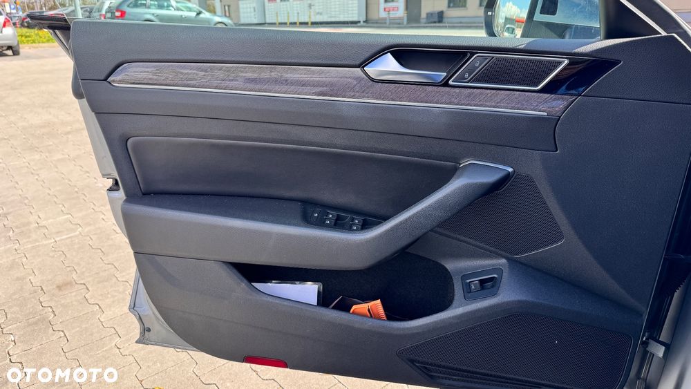 Volkswagen Arteon 2.0 TDI SCR Elegance DSG - 18