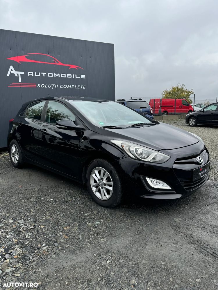 Hyundai i30 1.6 CRDI Exclusive - 3
