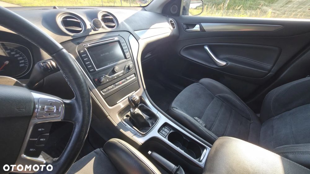 Ford Mondeo 1.6 Eco Boost Titanium - 33