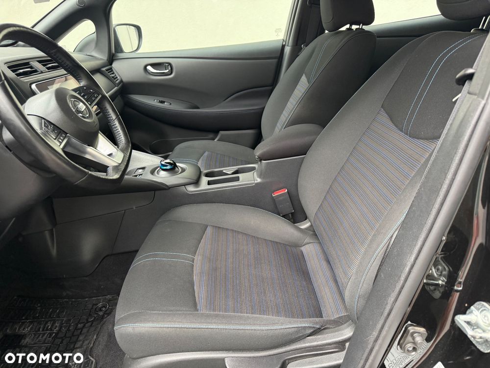 Nissan Leaf - 21