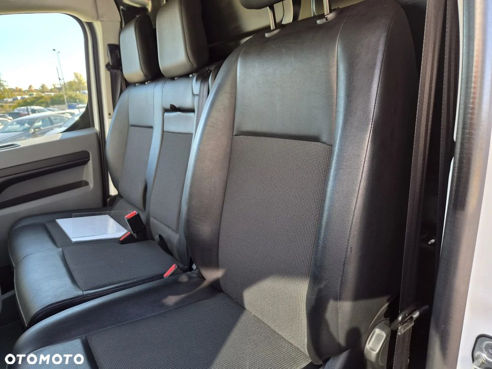 Opel Vivaro - 19