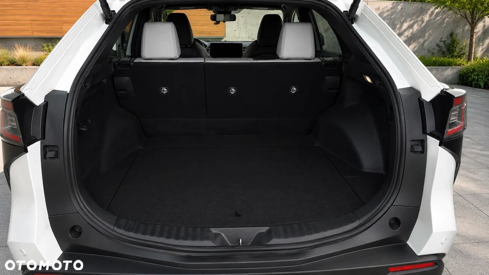 Subaru Solterra 71.4kWh Platinum - 12