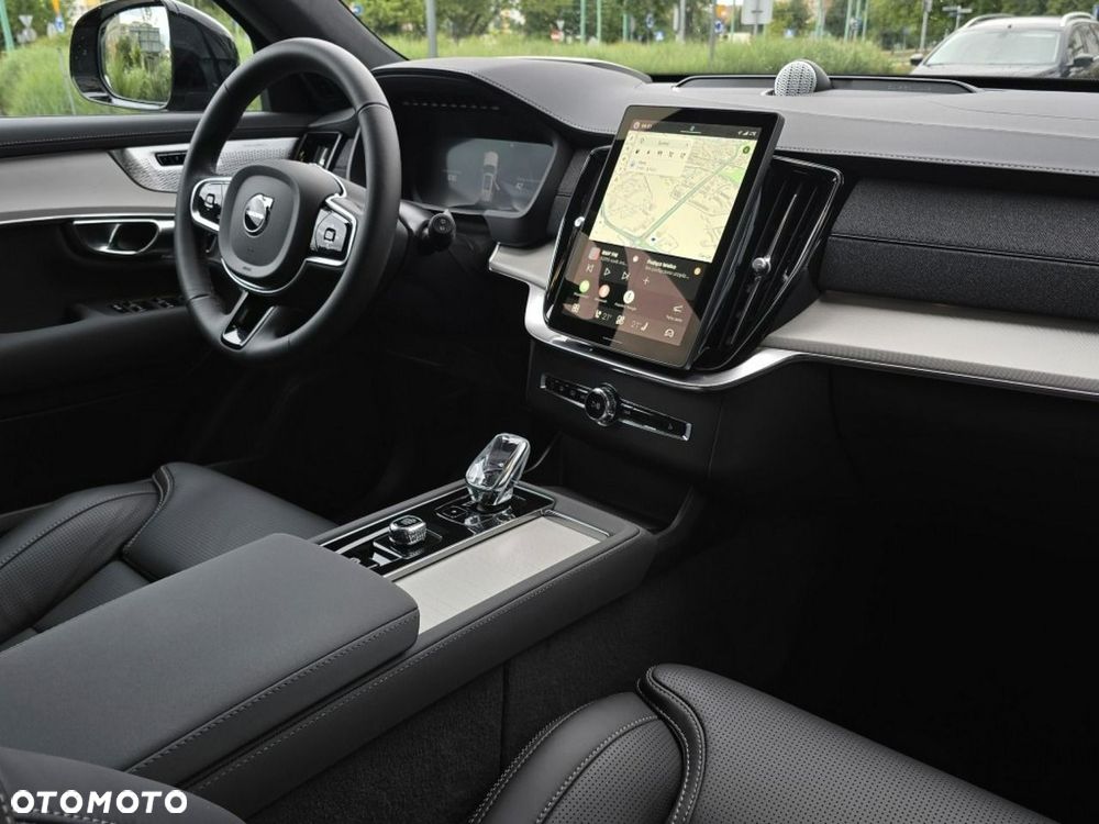 Volvo XC 90 T8 AWD Plug-In Hybrid Ultra Black Edition 7os - 14
