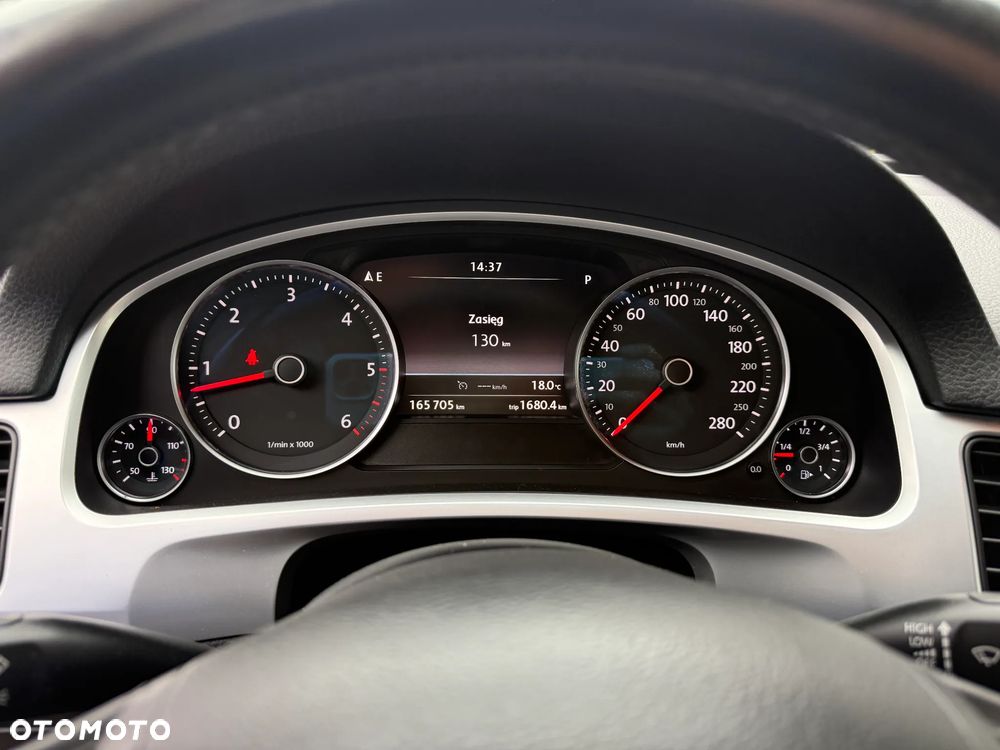 Volkswagen Touareg - 27
