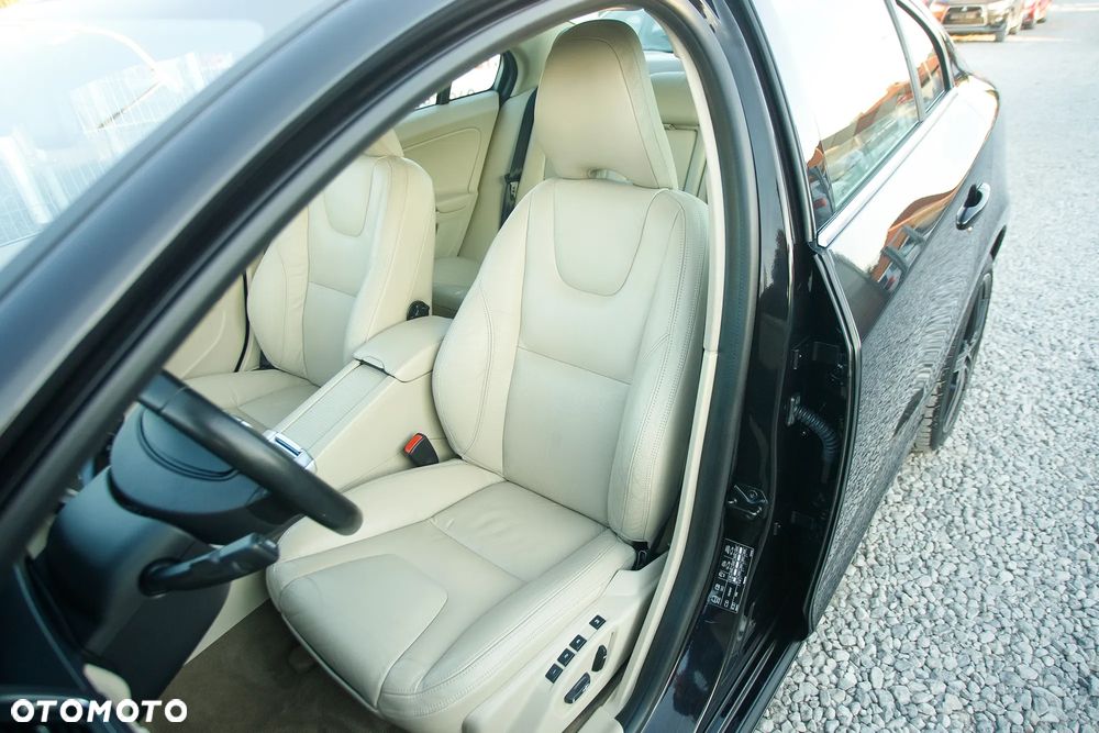 Volvo S60 T6 AWD Summum - 18