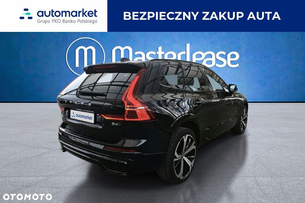 Volvo XC 60 B4 D Plus Dark - 5