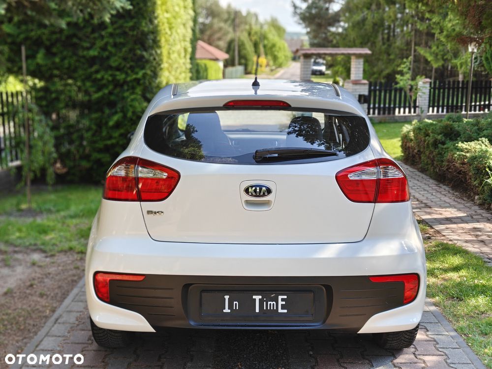 Kia Rio - 19