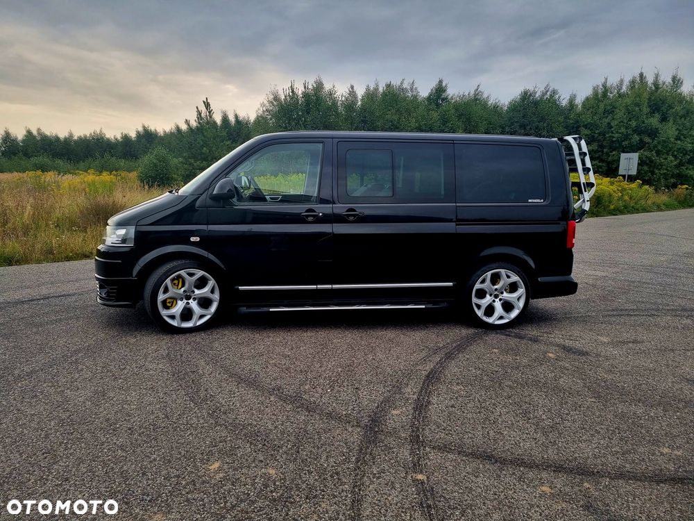 Volkswagen Multivan - 2