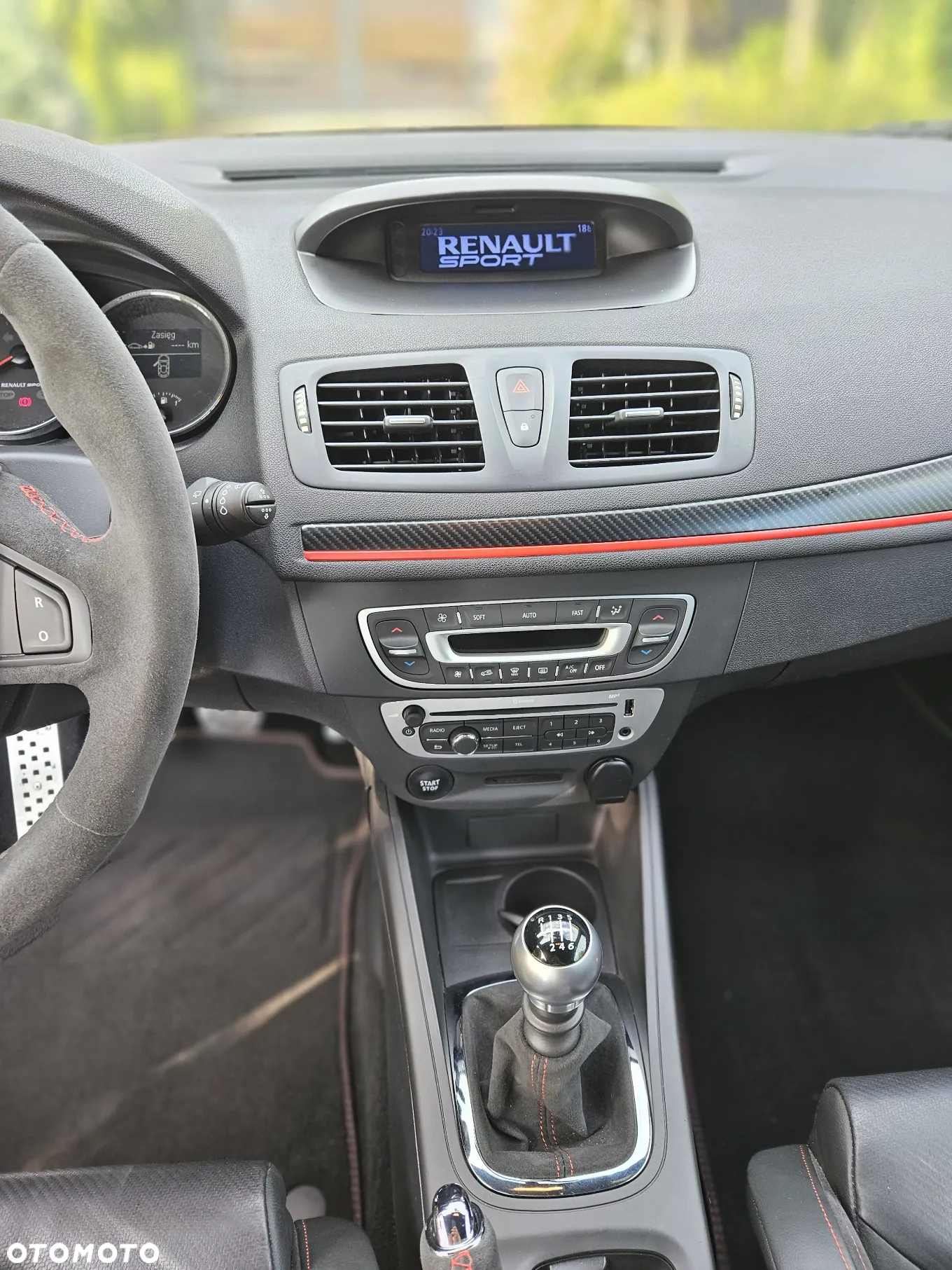 Renault Megane R.S SL Trophy - 25