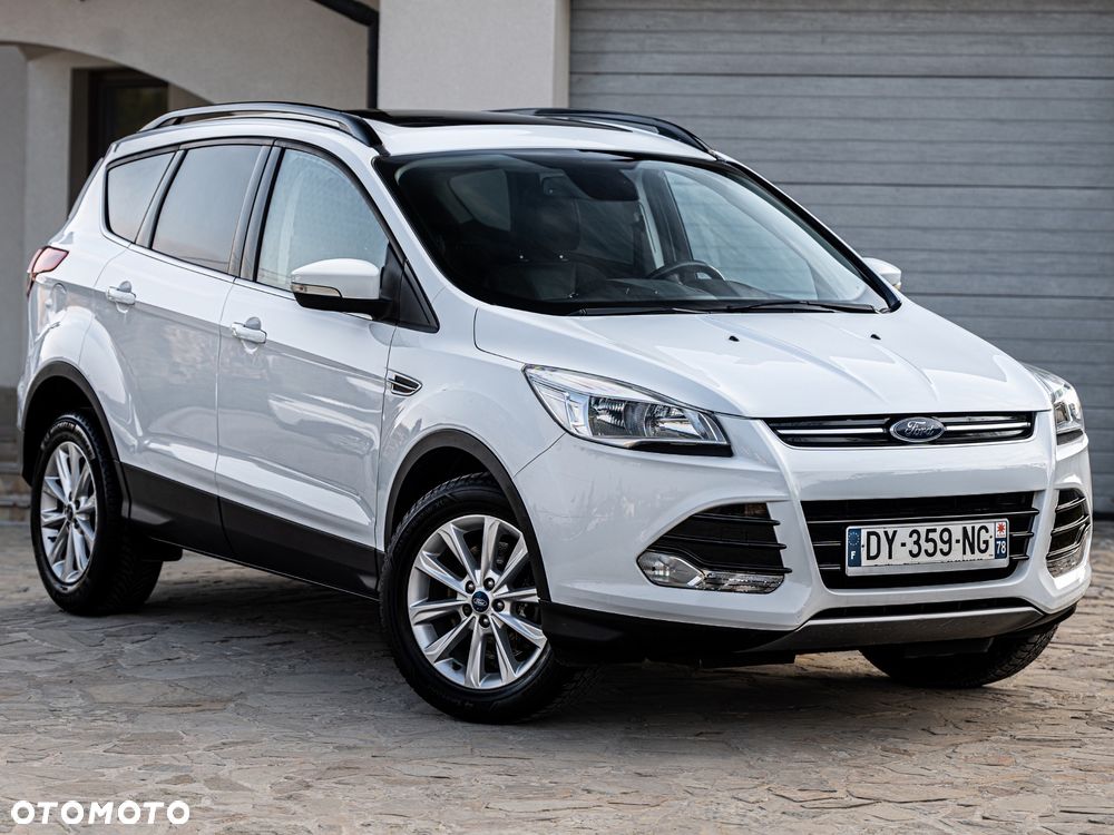 Ford Kuga 2.0 TDCi 2x4 Titanium - 20
