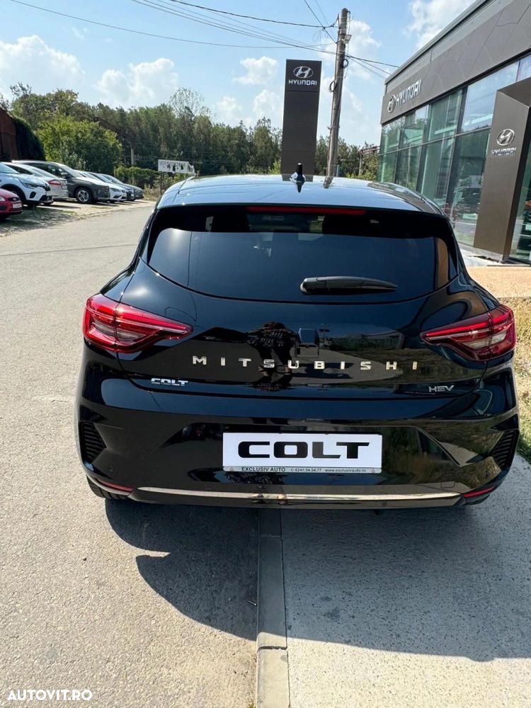 Mitsubishi Colt - 10