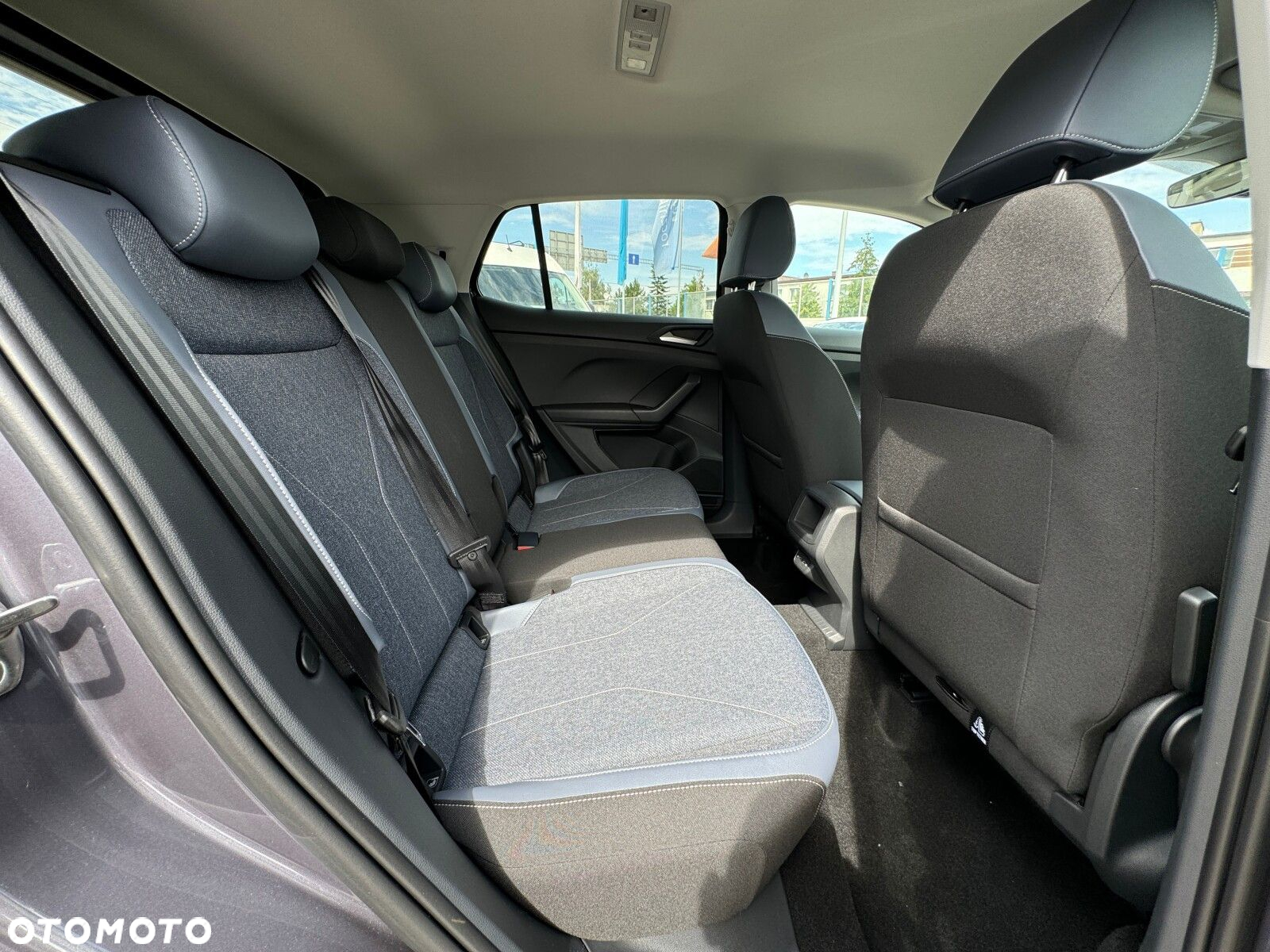 Volkswagen T-Cross 1.5 TSI ACT R-Line Plus DSG - 11