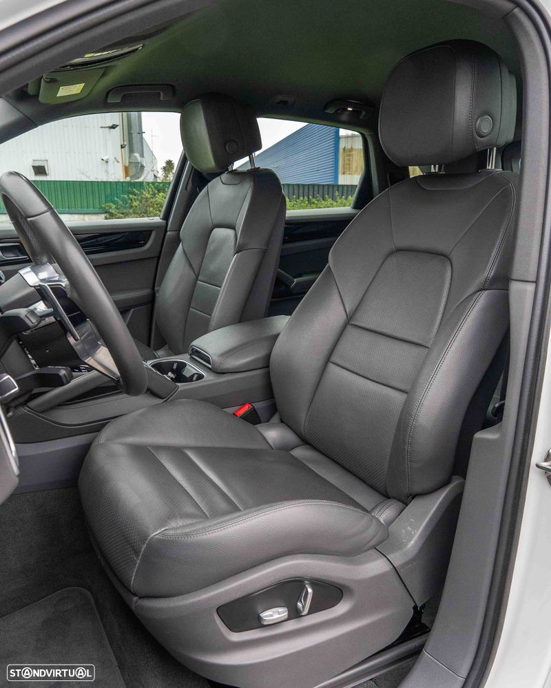 Porsche Cayenne Tiptronic S - 12