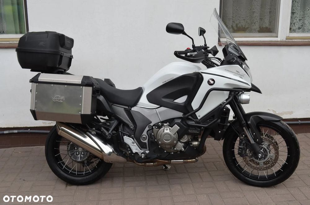 Honda VFR - 15