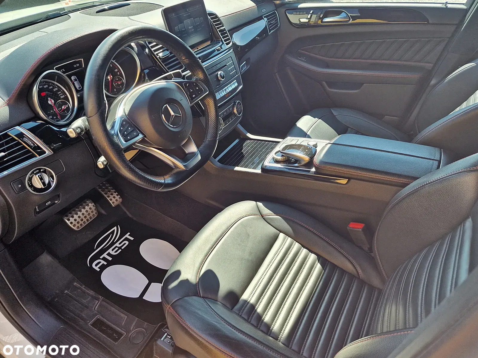 Mercedes-Benz GLE 350 d 4Matic 9G-TRONIC AMG Line - 10