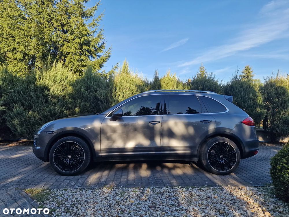 Porsche Cayenne - 3