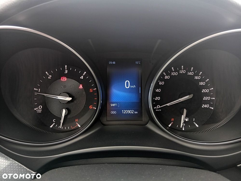 Toyota Avensis 2.0 D-4D Premium - 13