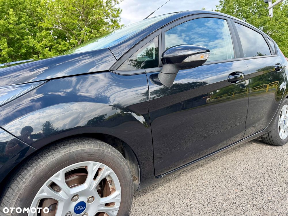 Ford Fiesta 1.25 Celebration - 10