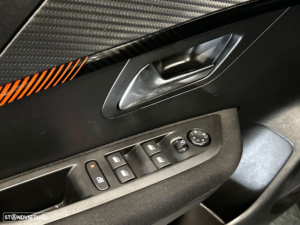 Peugeot 208 1.2 PureTech Active - 13