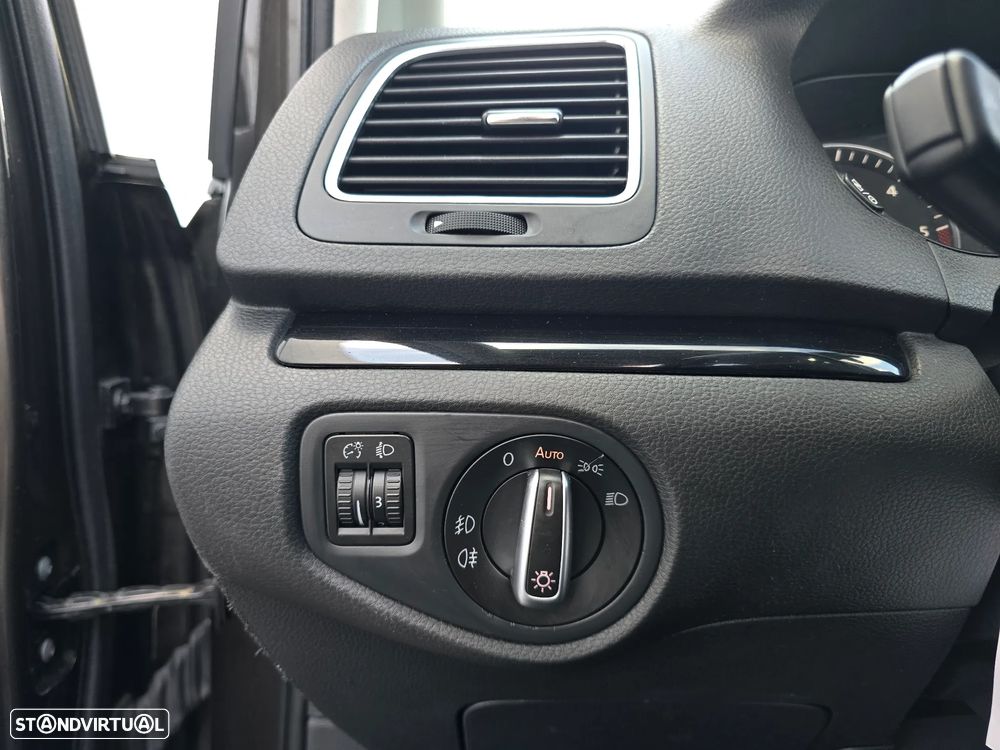 VW Sharan 2.0 TDI Highline DSG - 51